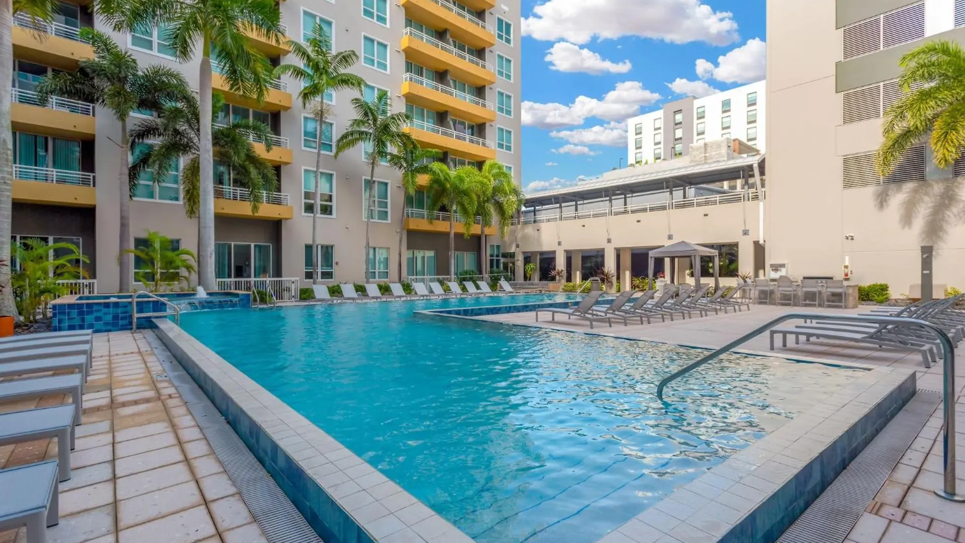 Upscale Apt In Downtown Tampa 0*,  United States
